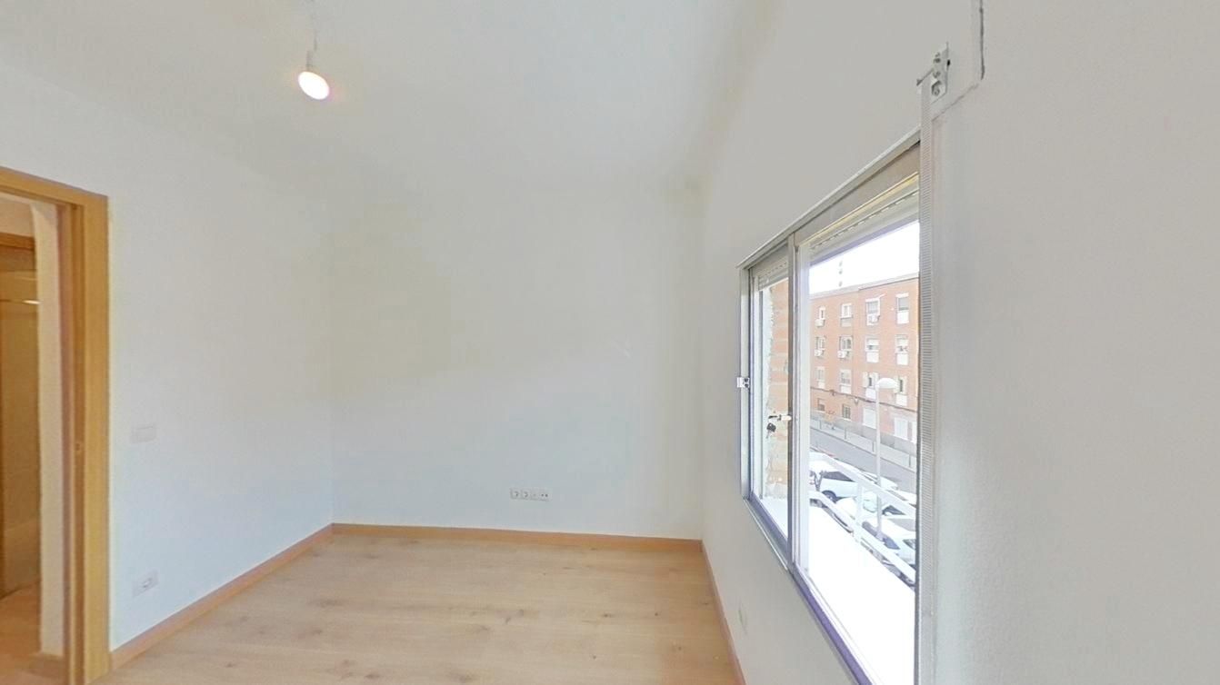 Bedroom of Flat to rent in  Madrid Capital  with Oven and Pets allowed