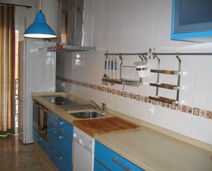 Kitchen of Flat for sale in Fuente Palmera  with Air Conditioner, Terrace and Balcony