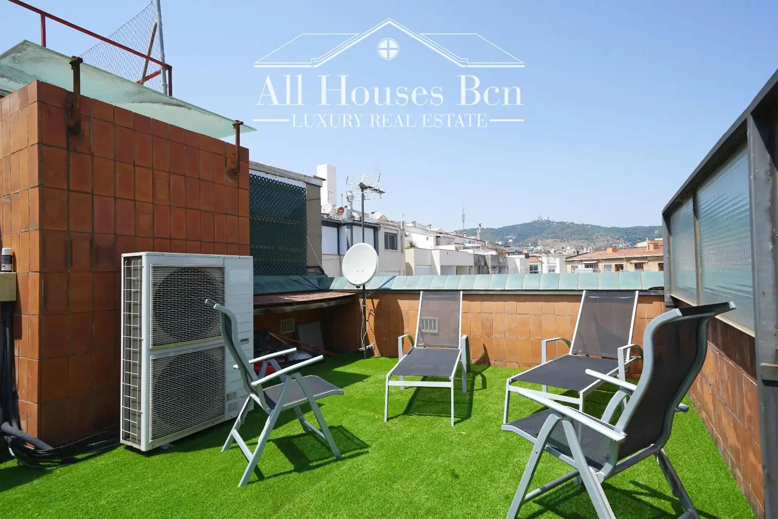 Terrassa de Dúplex en venda en Barcelona amb Aire condicionat, Calefacció i Parquet