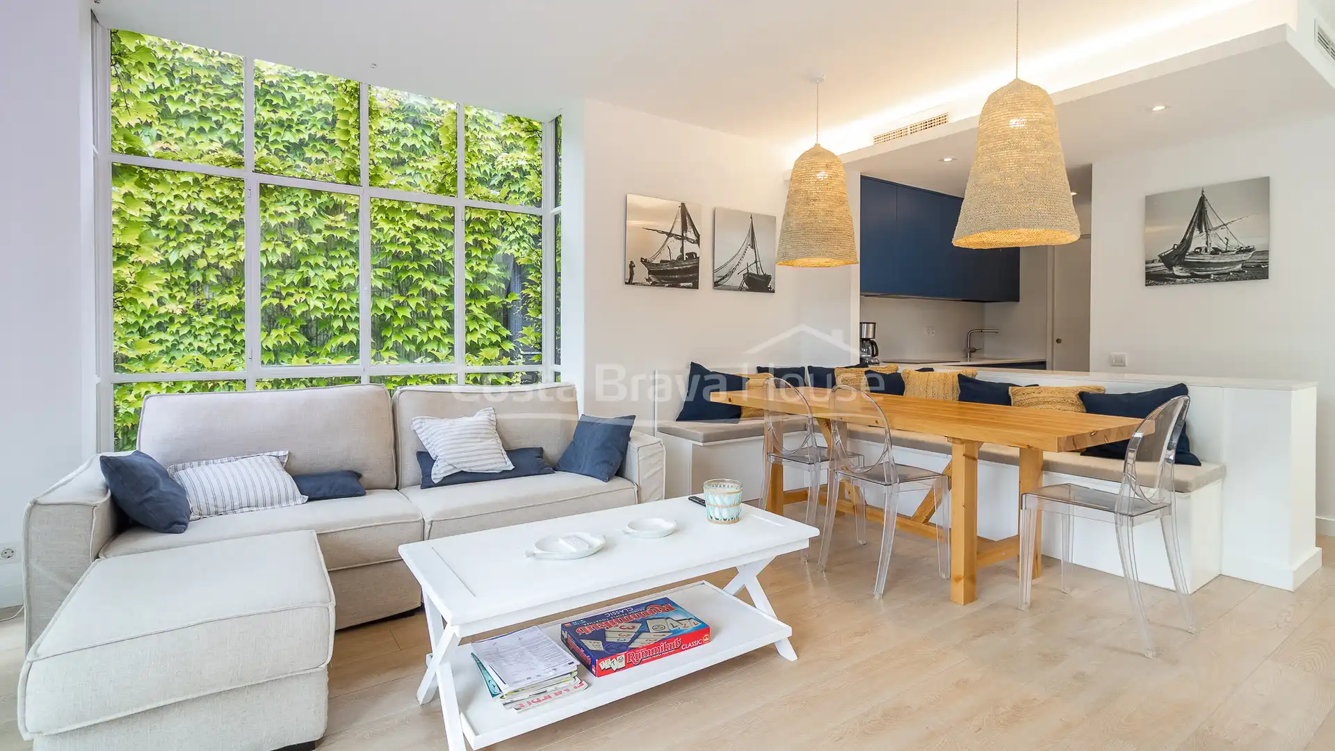 Living room of Apartments for sale in Palafrugell  with Air Conditioner, Heating and Parquet flooring