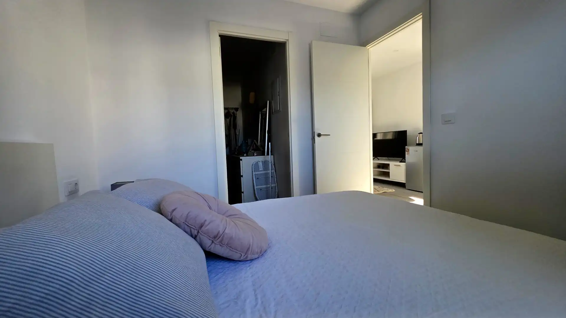 Dormitori de Casa o xalet en venda en Chiclana de la Frontera amb Aire condicionat, Jardí privat i Terrassa