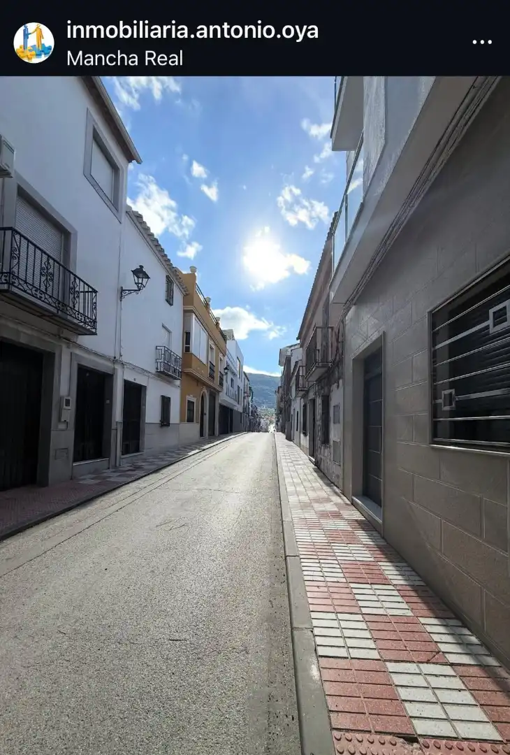 Casa con terraza en venta en Mancha Real, imagen 2