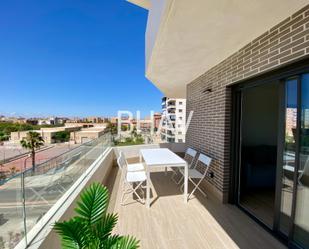 Terrassa de Pis per a compartir en Alicante / Alacant amb Aire condicionat, Calefacció i Jardí privat