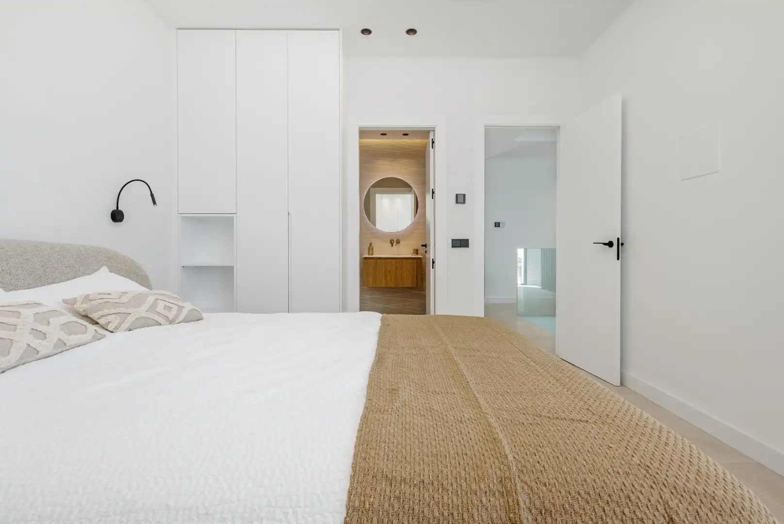 Dormitori de Casa o xalet en venda en Mijas amb Aire condicionat, Calefacció i Jardí privat