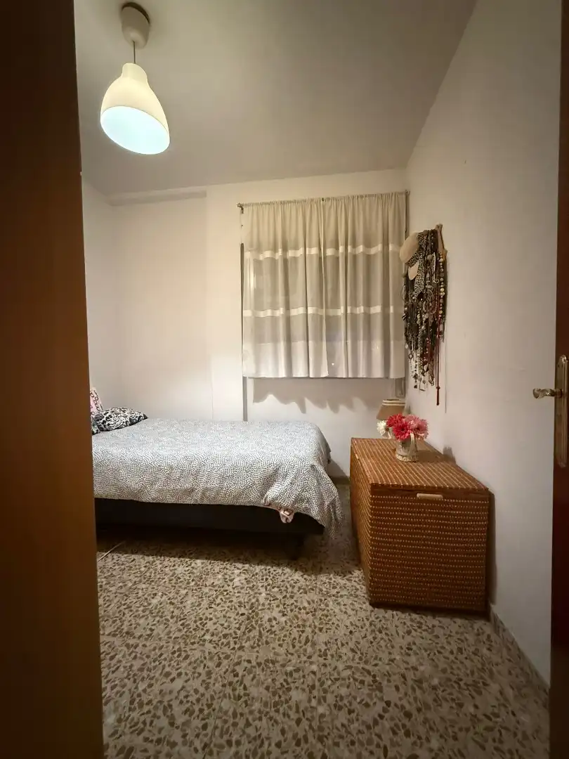 Schlafzimmer von Wohnung zum Verkauf in Sevilla mit Klimaanlage, Terrasse und Möbliert