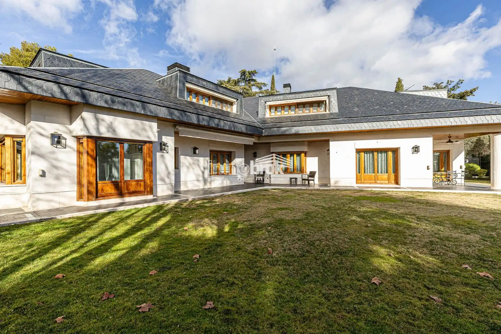 Vista exterior de Casa o chalet en venta en Madrid con Aire acondicionado, Calefacción y Terraza
