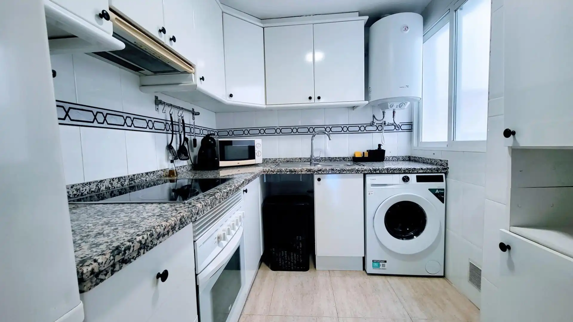 Kitchen of Flat for sale in Daimús  with Air Conditioner, Heating and Storage room