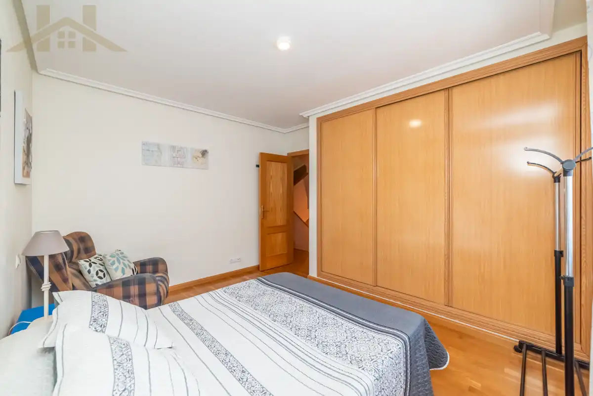 Bedroom of Detached homes for sale in Rivas-Vaciamadrid  with Air Conditioner, Heating and Private garden