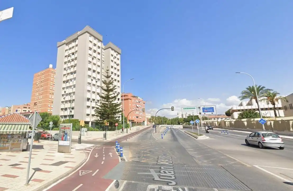 Vista exterior de Pis en venda en Málaga amb Aire condicionat i Moblat