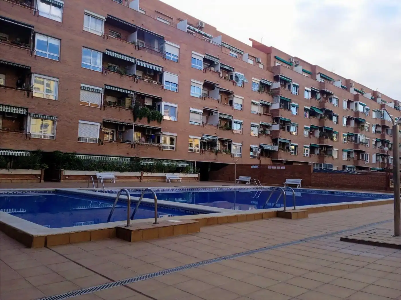 Flat with pool for sale in Sants - Montjuïc
