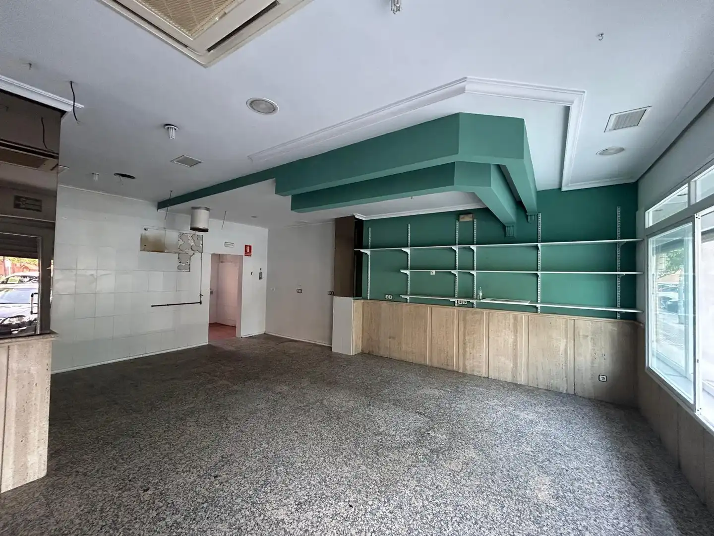 Local comercial en venta en Poniente-Sur