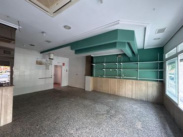 Local comercial en venda a Poniente-Sur