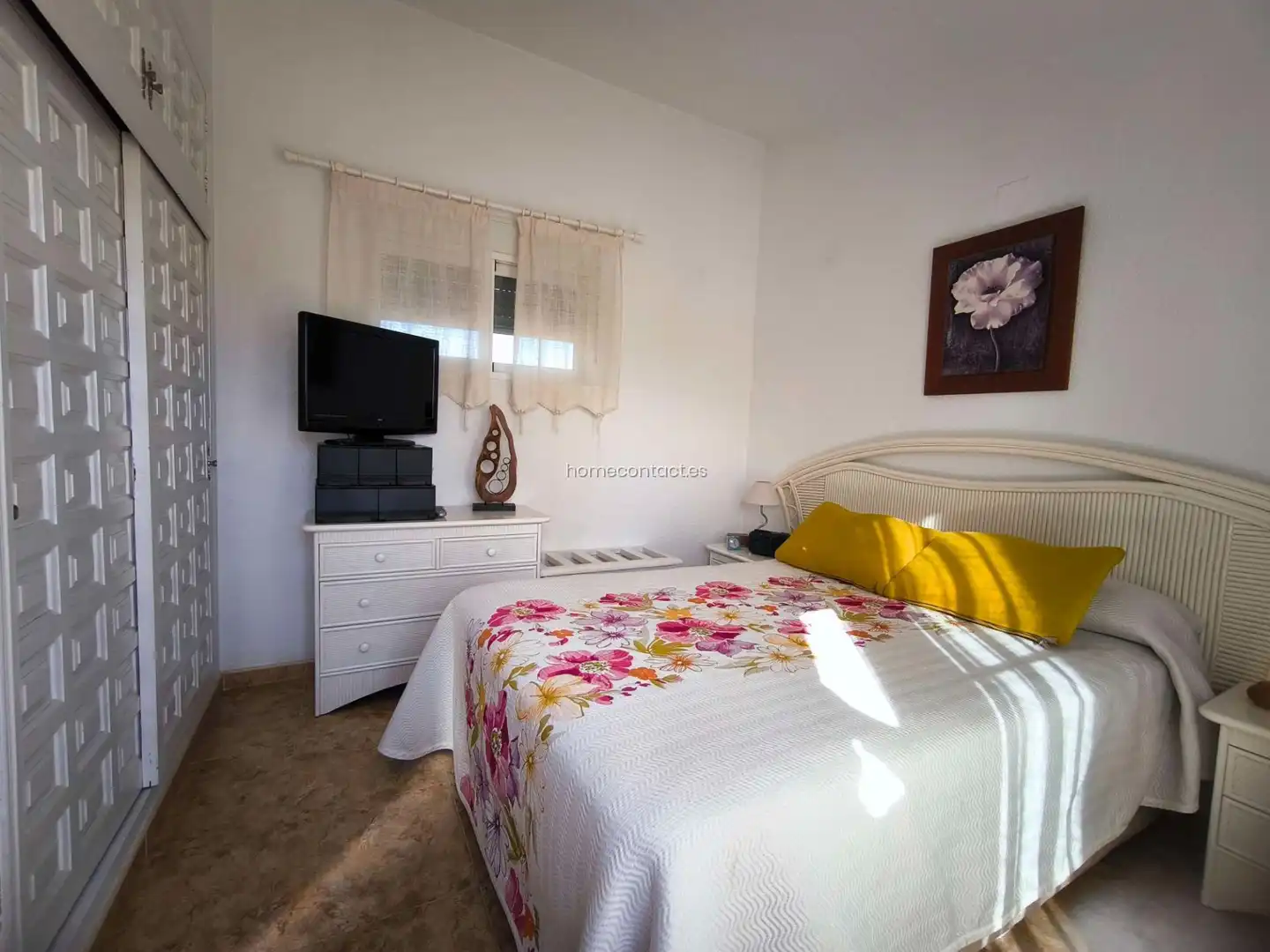 Schlafzimmer von Einfamilien-Reihenhaus zum Verkauf in La Nucia mit Klimaanlage, Internet und Gemeinschaftspool