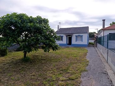 Casa amb jardí en venda a O Saviñao