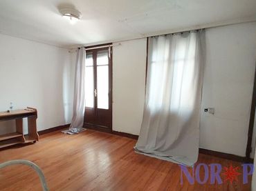 Pis amb balcó en venda a Ibaiondo