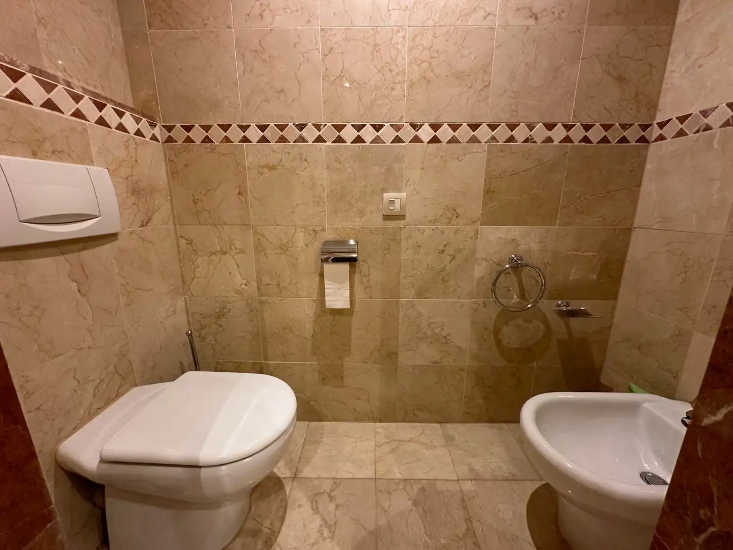 Baño de Planta baja en venta en Estepona con Aire acondicionado, Terraza y Piscina