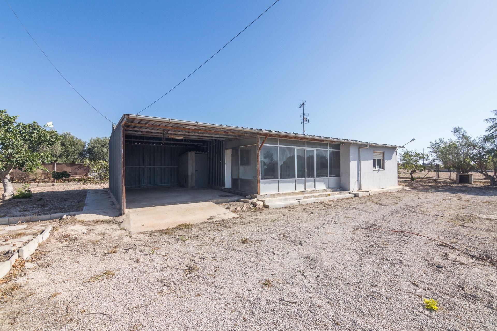Vista exterior de Casa o xalet en venda en Elche / Elx amb Terrassa