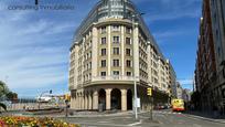 Vista exterior de Pis en venda en Gijón  amb Calefacció, Parquet i Moblat