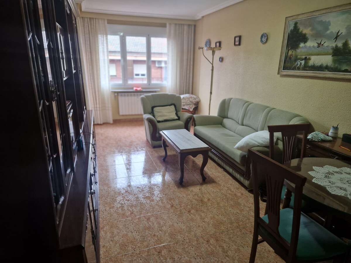 Flat for sale in Cabrerizos