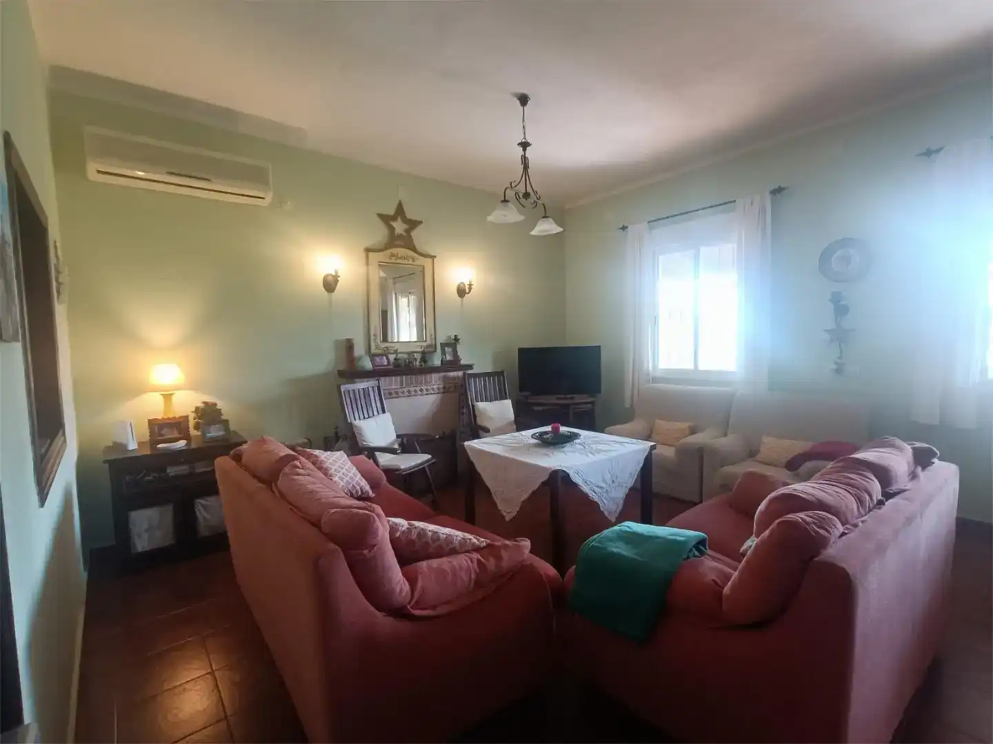 Sala d'estar de Casa o xalet en venda en Trigueros amb Aire condicionat i Piscina