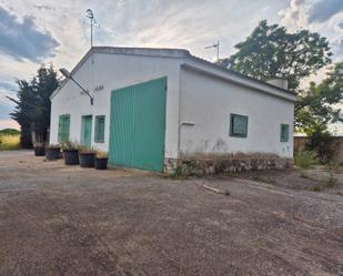 Vista exterior de Finca rústica en venda en  Zaragoza Capital amb Moblat