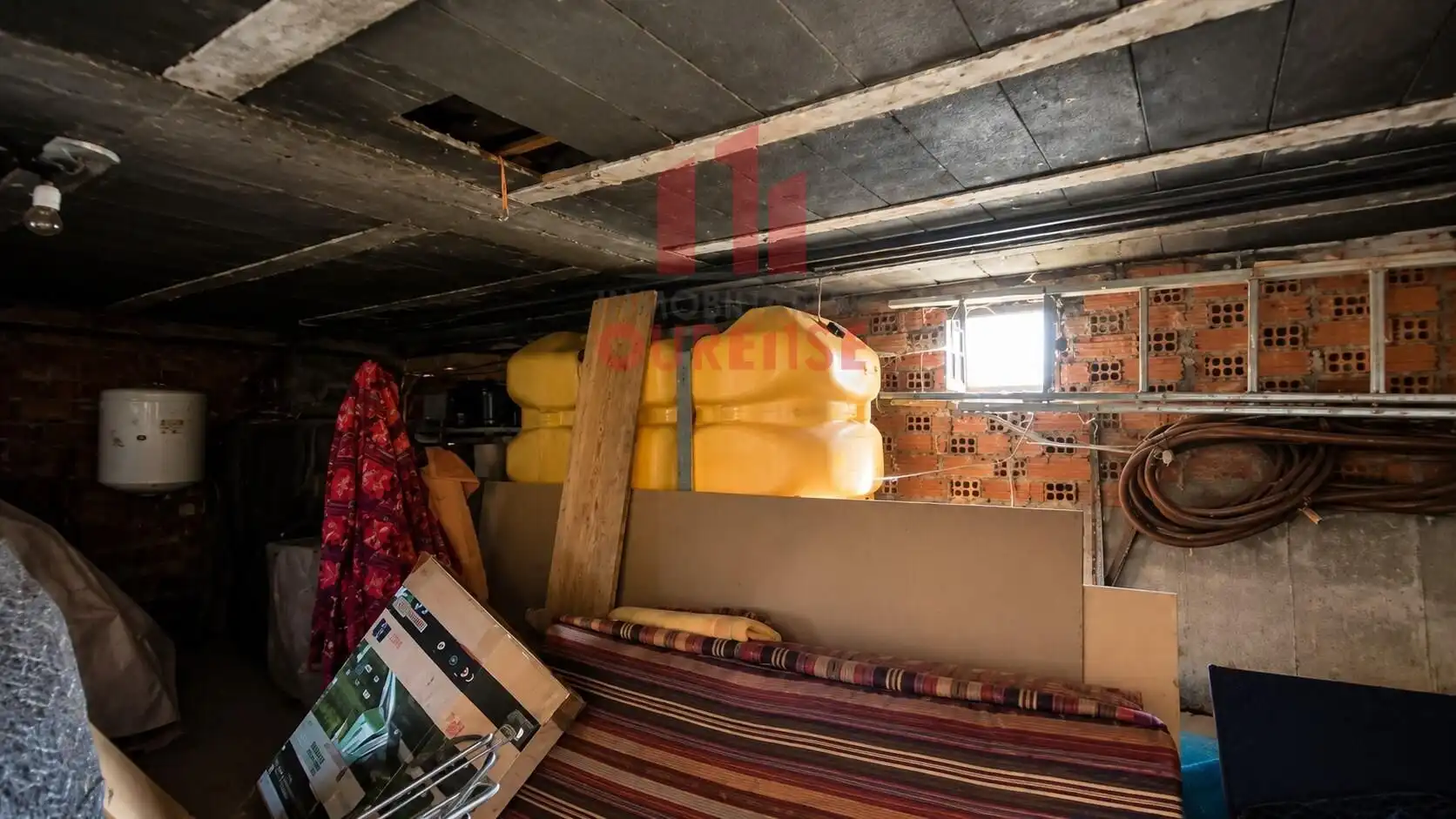Casa o xalet en venda en A Merca   amb Calefacció i Moblat