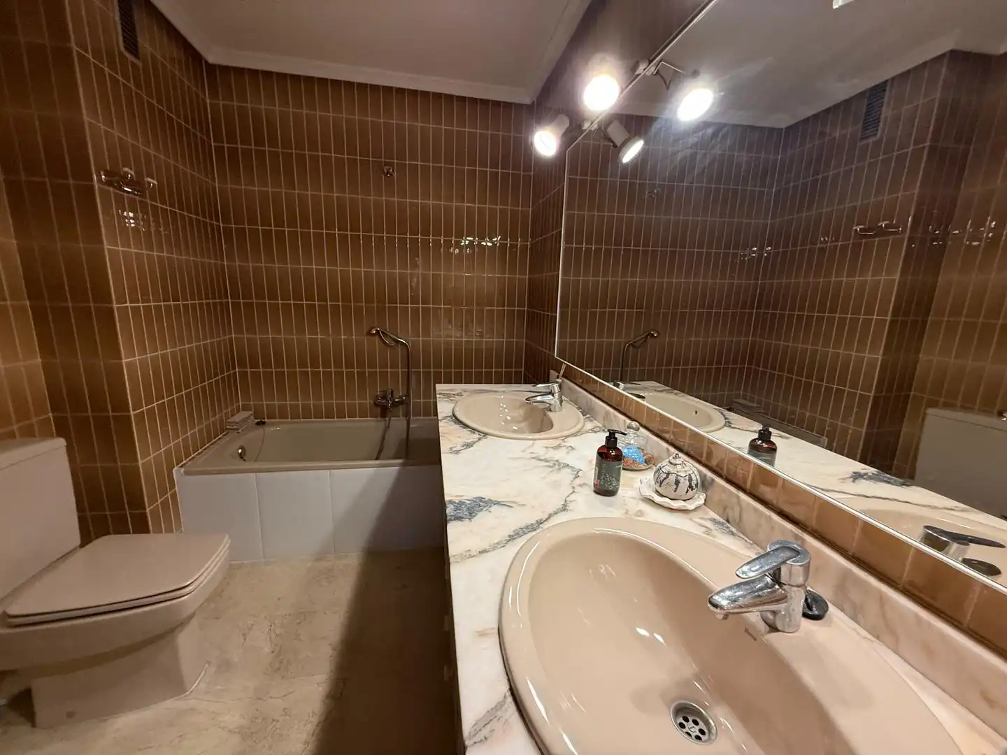 Baño de Piso en venta en Alcoy / Alcoi con Calefacción, Trastero y Amueblado