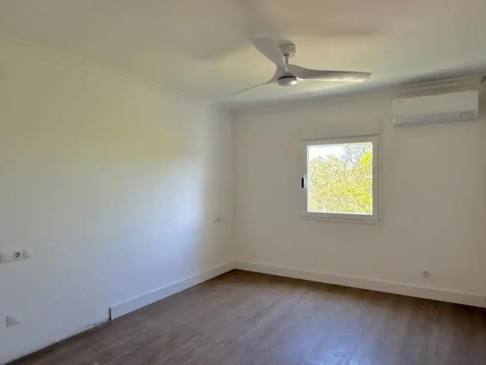 Bedroom of Apartments for sale in Estepona  with Air Conditioner, Terrace and Swimming Pool