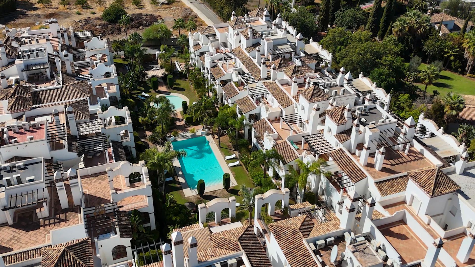 Exterior view of Flat for sale in Marbella  with Private garden and Community pool