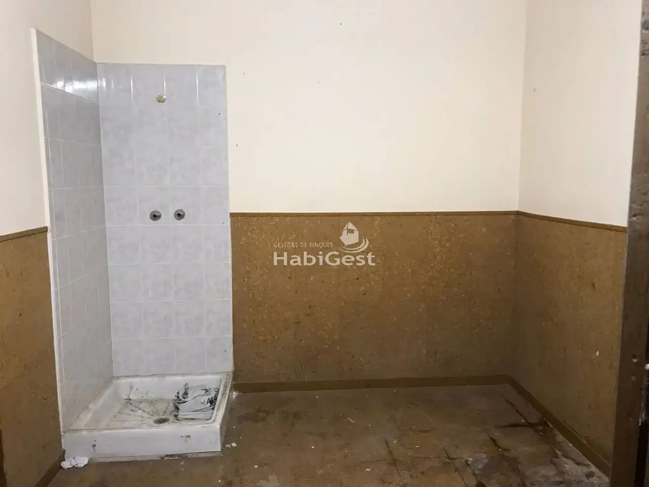 Local comercial en venda a Calle SANTIAGO RUSINYOL, imagen 3