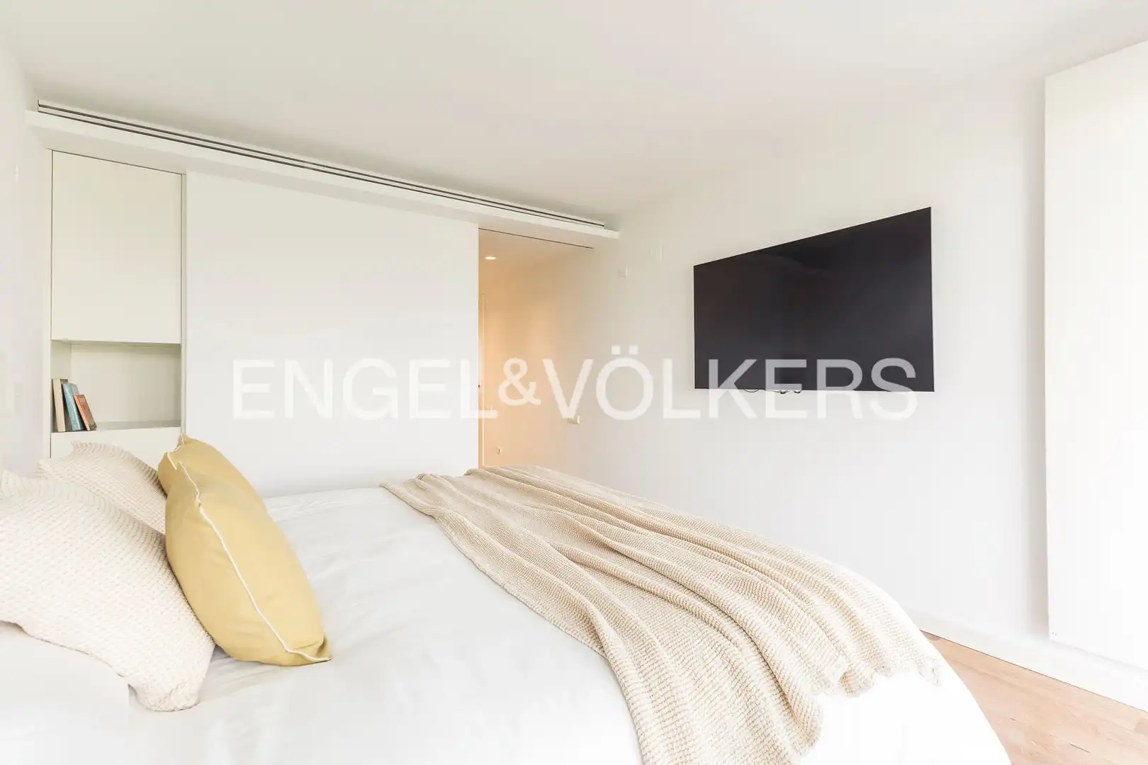 Schlafzimmer von Wohnung zur Miete in Barcelona mit Klimaanlage, Heizung und Parkett