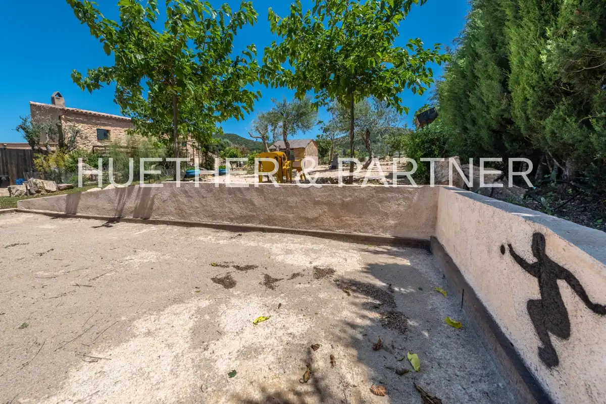 Garden of Country homes for sale in Manacor  with Heating and Furnished