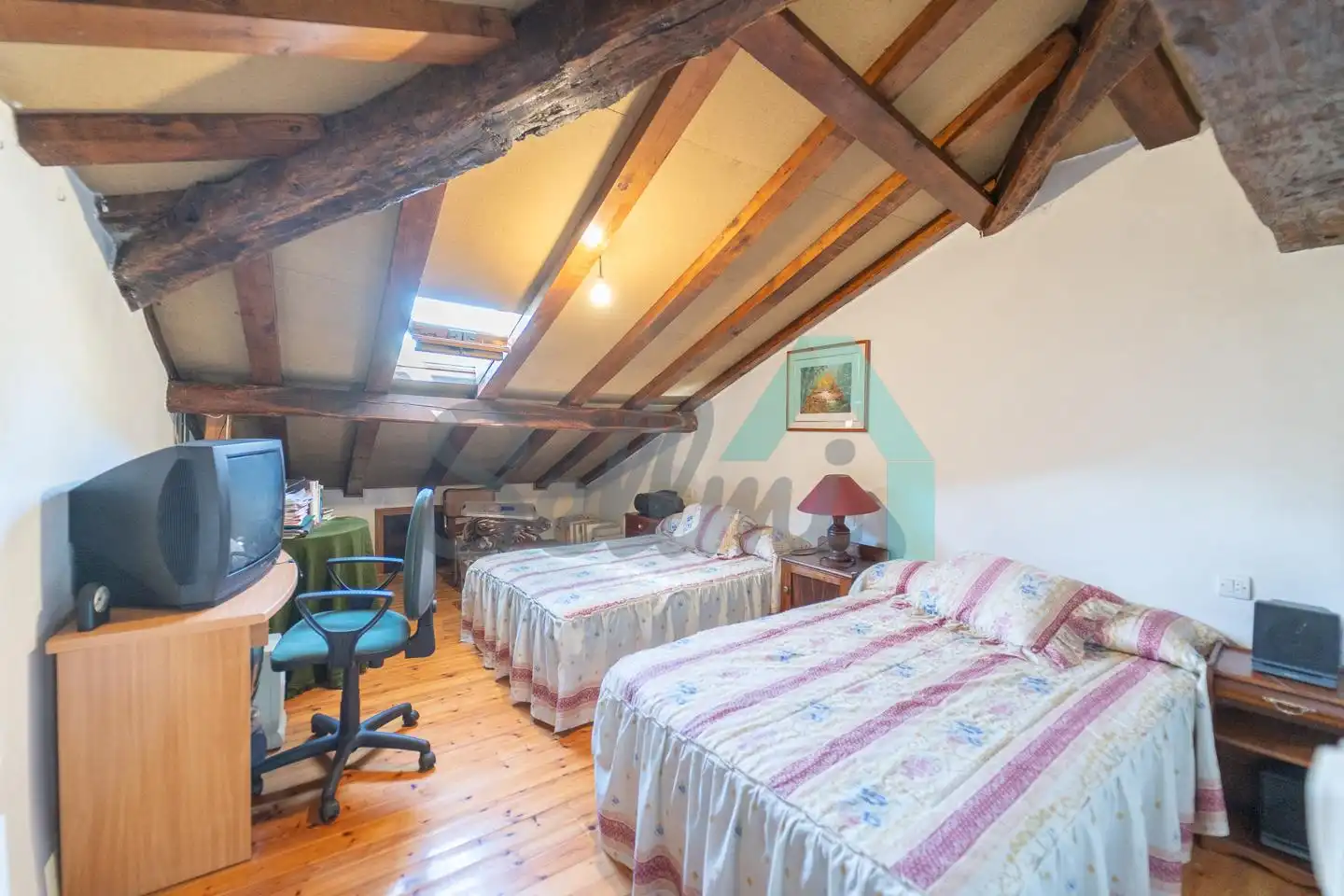 Schlafzimmer von Einfamilien-Reihenhaus zum Verkauf in Onís mit Heizung, Abstellraum und Balkon