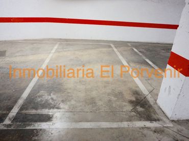 Einzelparkplatz zur Miete in Plaza Plaza de la Concordia 9