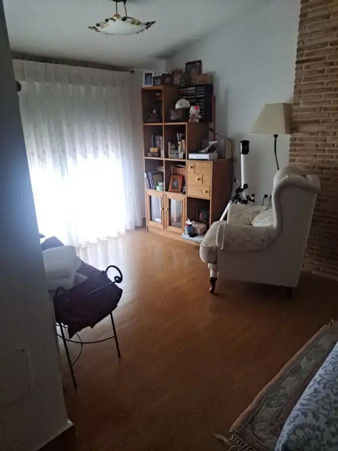 Dormitori de Casa o xalet en venda en La Alcayna