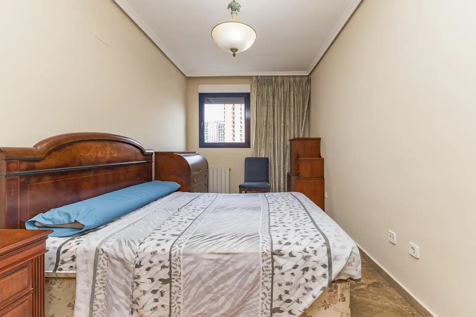 Habitación de Piso en venta en Valencia con Aire acondicionado y Calefacción