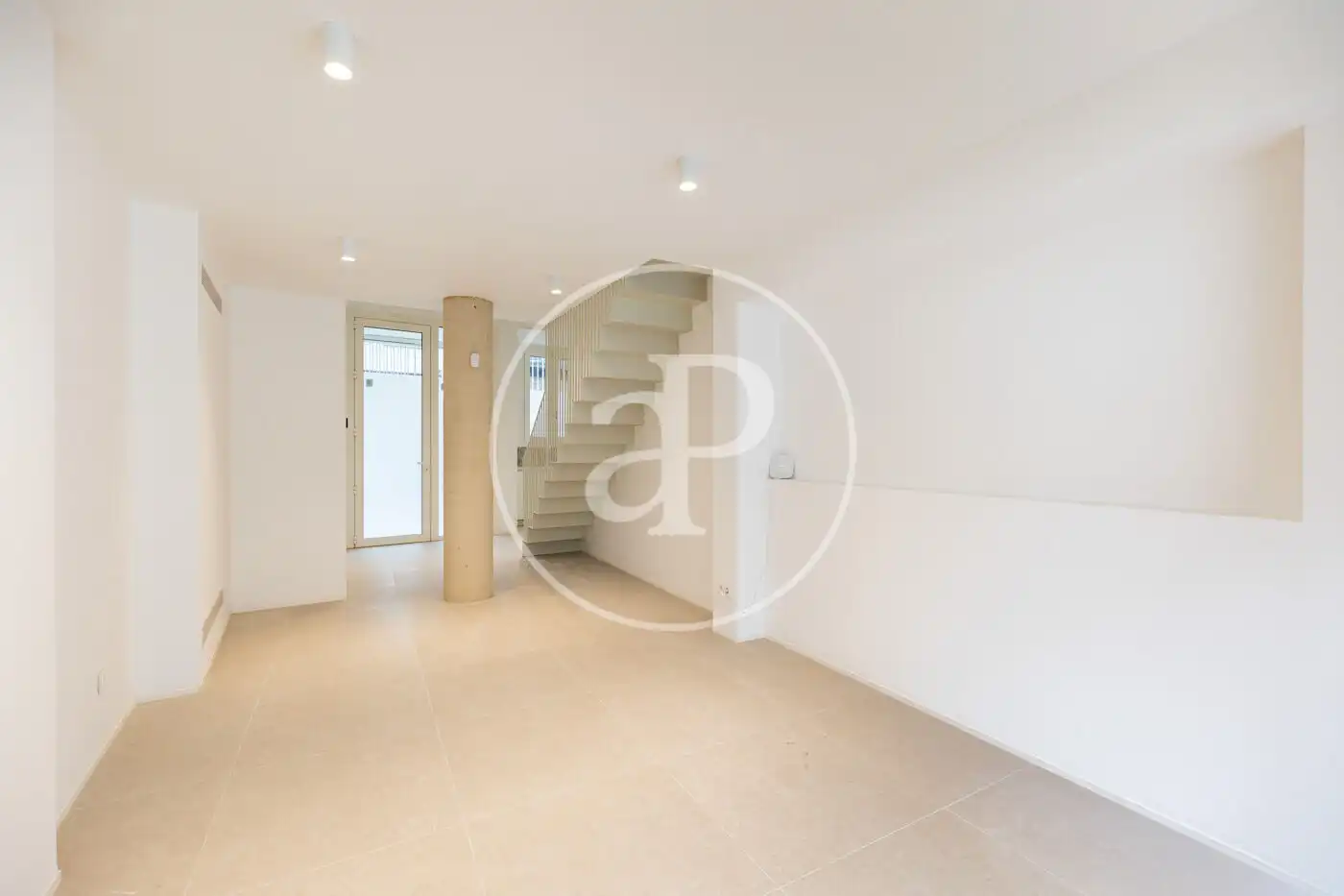 Dúplex de obra nueva con piscina en venta en Collblanc - La Torrassa, imagen 4