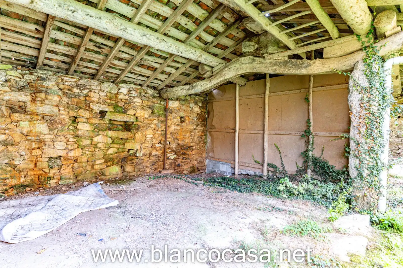 Finca rústica en venta en Coristanco con Jardín privado