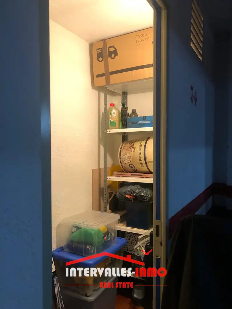Dachboden zum Verkauf in Nucli Antic