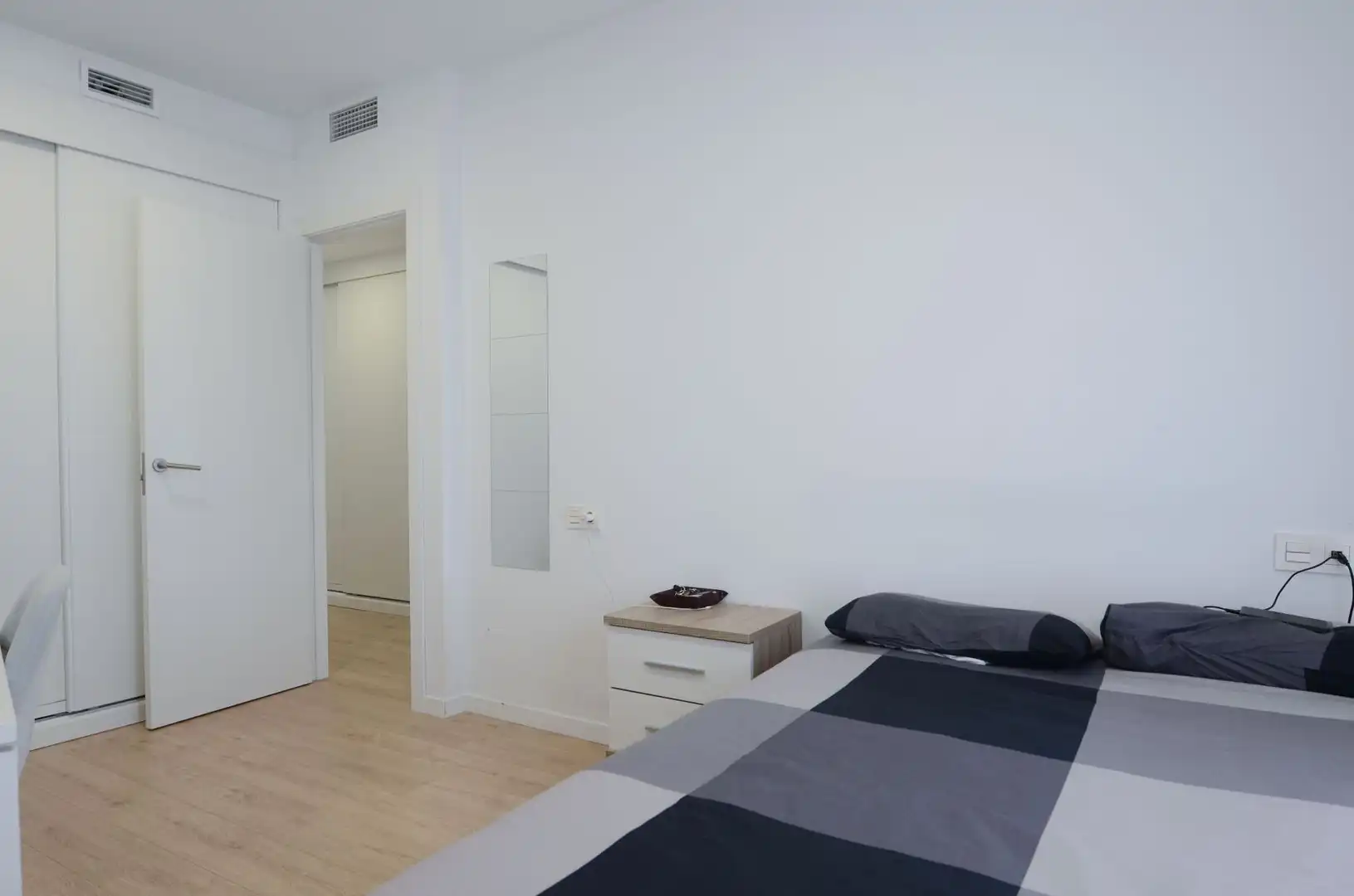 Bedroom of Flat for sale in Villanueva de la Cañada  with Air Conditioner and Heating