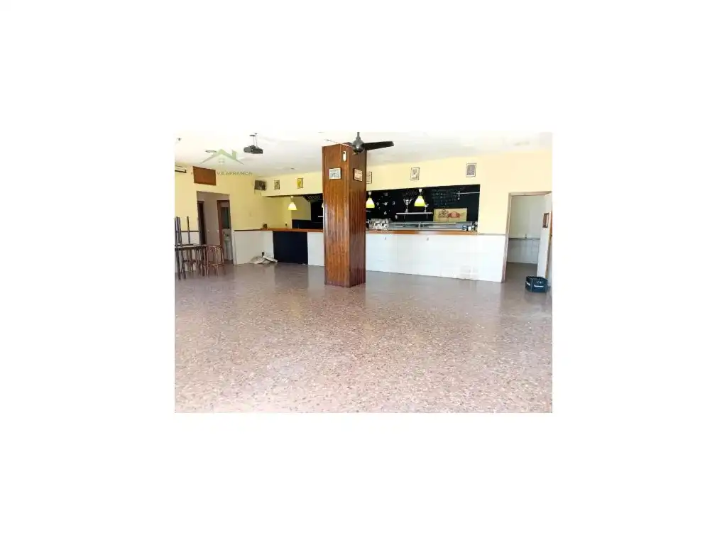 Local comercial en venda a Calle Martorell