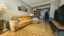 Sala d'estar de Pis en venda en Mieres (Asturias) amb Calefacció
