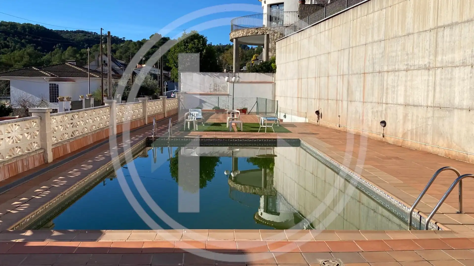 Piscina de Casa o chalet en venta en Sant Feliu de Codines con Calefacción, Jardín privado y Terraza