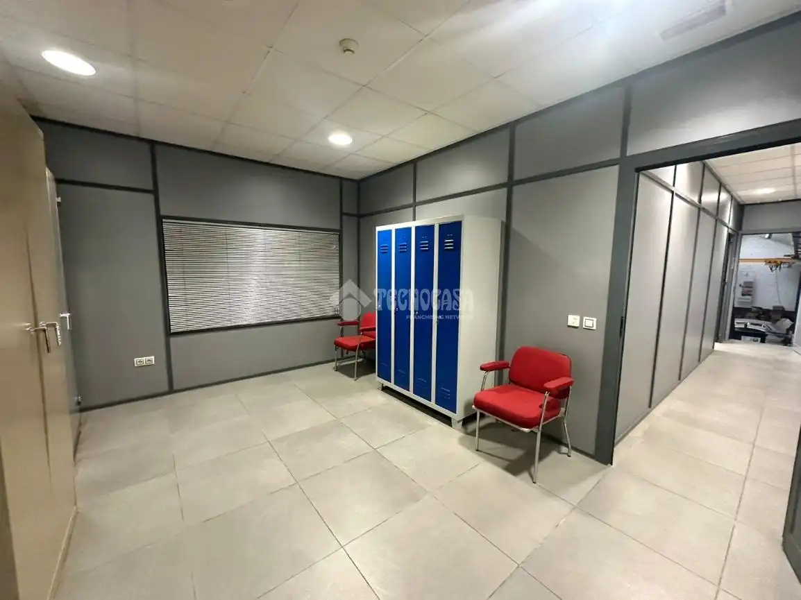 Local comercial en venta en Zona de la Vega, imagen 11