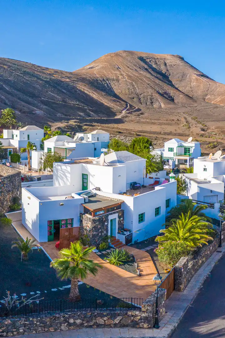 Vista exterior de Casa o chalet en venta en Yaiza con Aire acondicionado, Jardín privado y Terraza