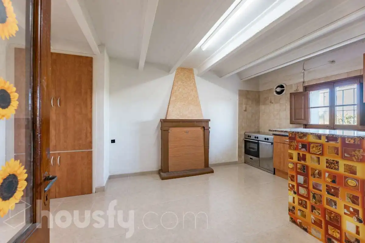 Cocina de Casa adosada en venta en Santa Margarida I Els Monjos con Trastero