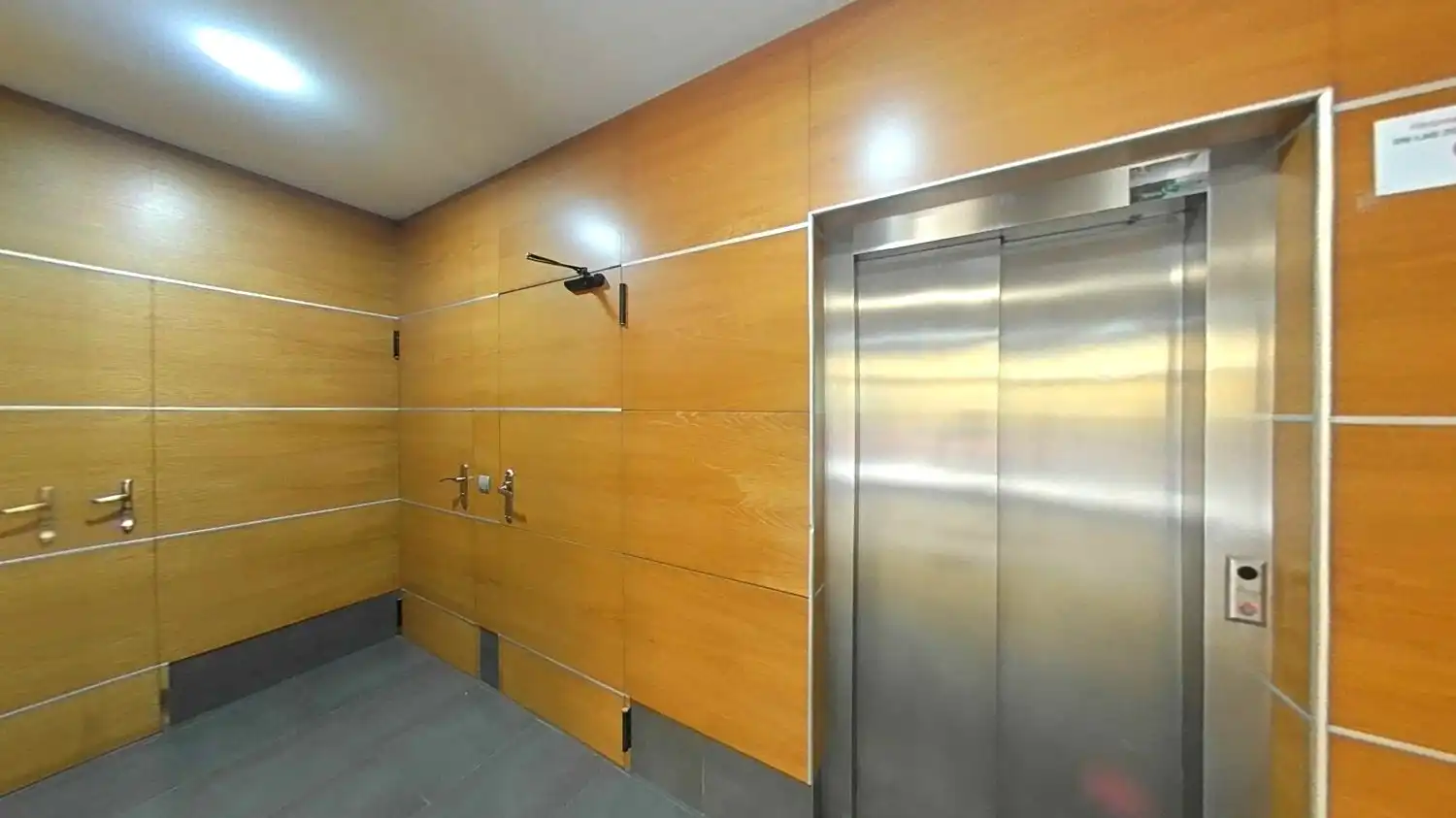Piso en venta en Castellón de la Plana / Castelló de la Plana con Aire acondicionado, Calefacción y Parquet