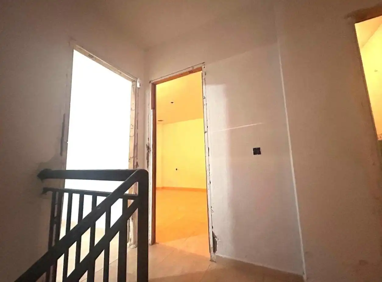 Einfamilien-Reihenhaus zum Verkauf in Níjar mit Terrasse und Abstellraum