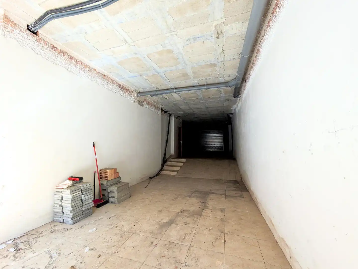 Gewerbefläche zum Verkauf in Grau - Quintanes, imagen 3