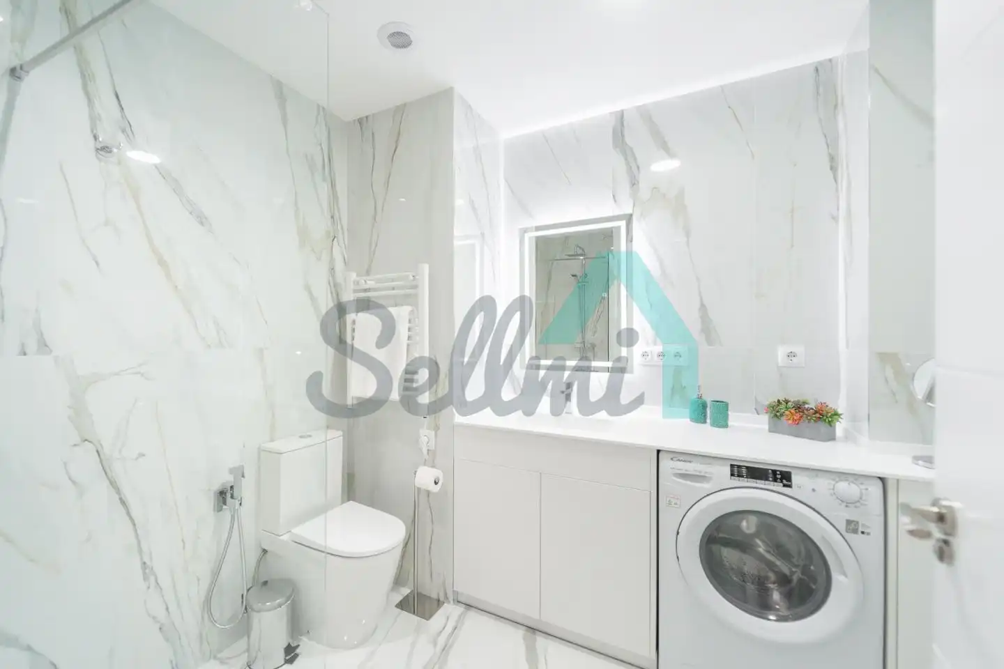 Baño de Planta baja de alquiler en Noreña con Calefacción, Amueblado y Internet